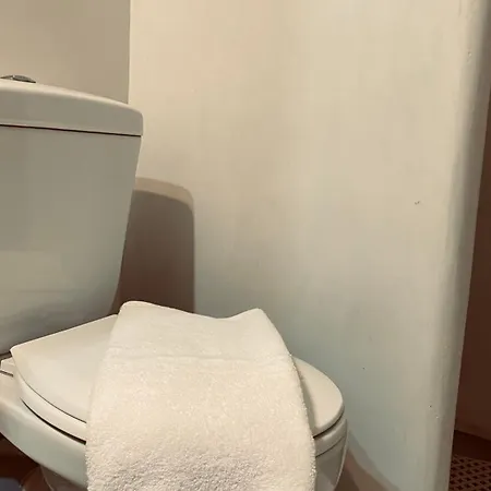 1 Bed-3 Guests-pets-private Terrace-sea Views Dom wakacyjny *