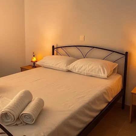 Family House For 3 By Tinosstay Agios Ioannis (Tinos)