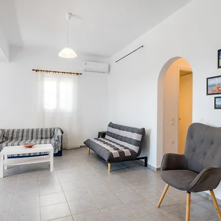 Family House For 3 By Tinosstay